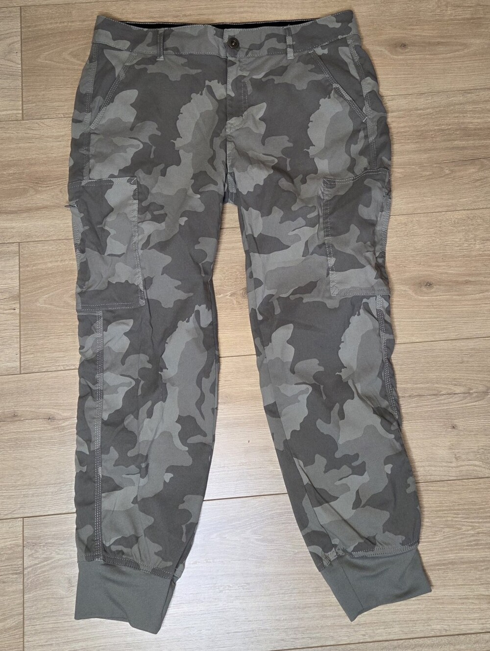 Prana Sky Canyon Camo Jogger Pants Stretch Utility Outdoor Cargo Size 10